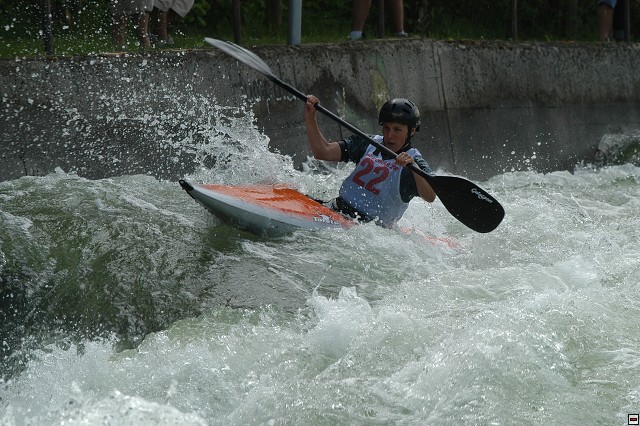 img00004.jpg