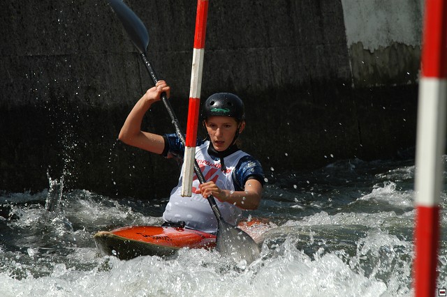 img00107.jpg